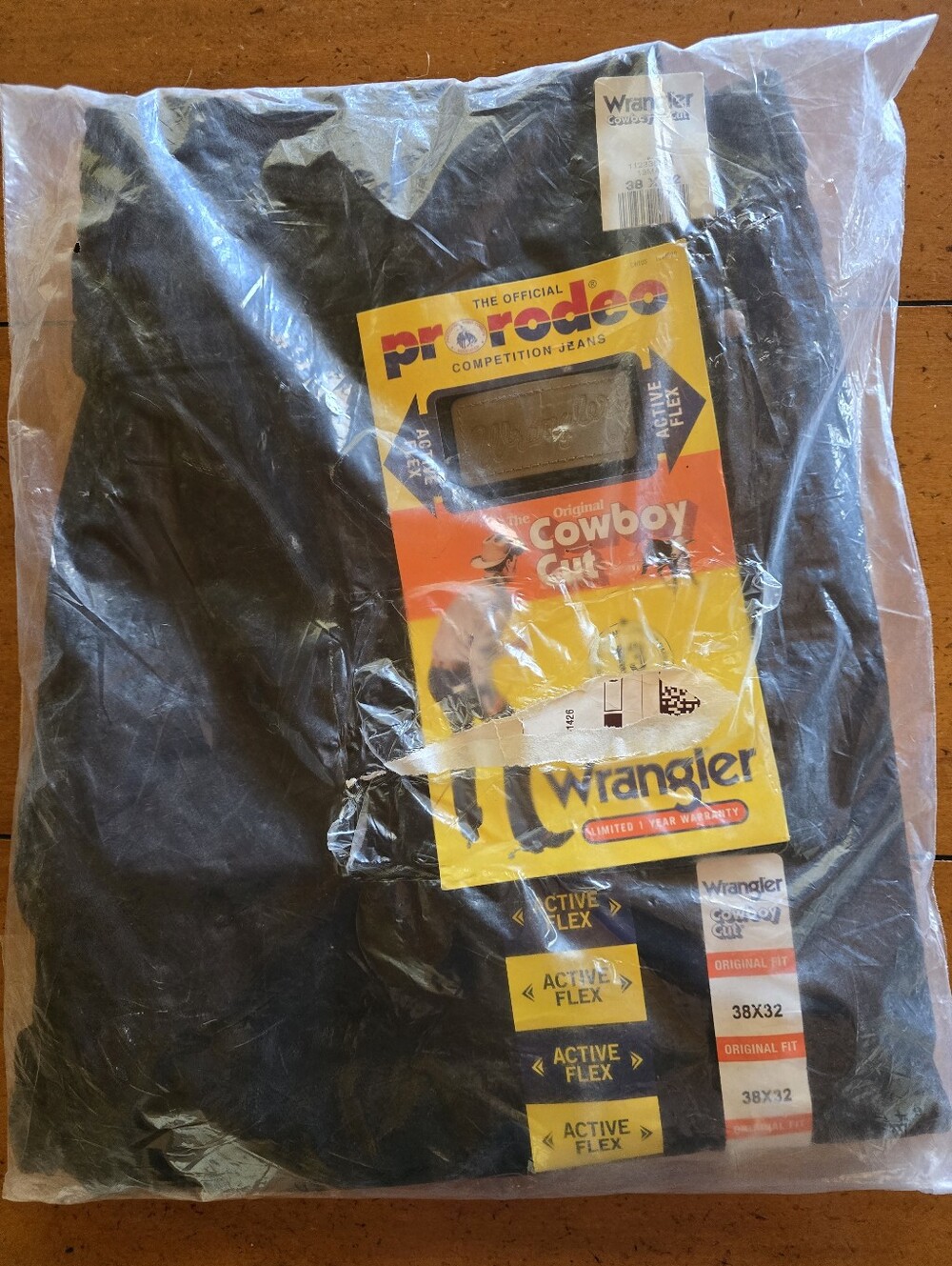 NWT Wrangler 13MWZ Cowboy Cut Jeans- Black Size 38x32